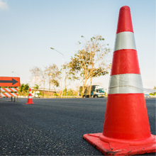 Pembatas dan Keamanan Jalan Raya