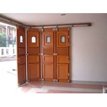 Pintu Garasi