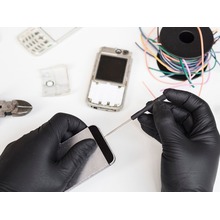 Jasa Service Handphone, Laptop, dan Gadget