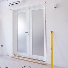 Jasa Pemasangan Pintu & Jendela