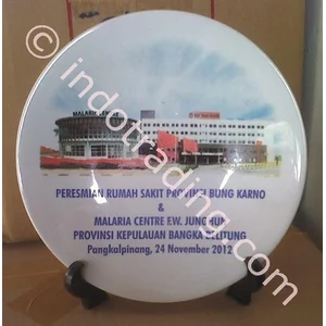 Piring Merchandise Exclusive logo custom