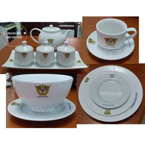 Coffee Set atau Tea Set