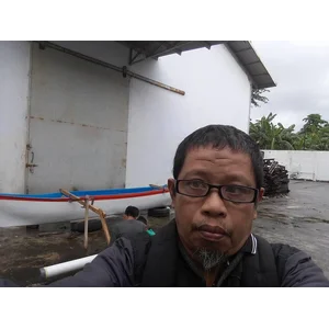 Perahu Nelayan Fiber Ukuran 5.5 Meter 1Pk