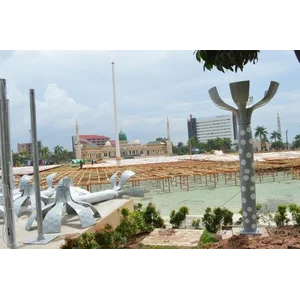Tiang Lampu Taman Kreatif 8