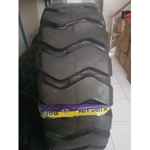 Ban Loader Kunlun 17.5-25 / 16PR (Full Set)