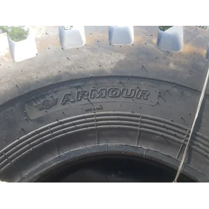 Ban Loader Armour 23.5-25 / 20PR (Full Set) 