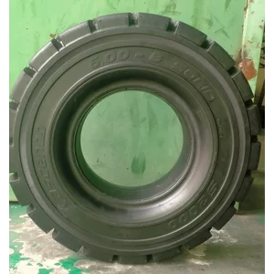 Ban Forklift Solid Ascendo 5.00-8