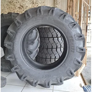 Ban Traktor BKT 12.4-24 / 8PR TR-135