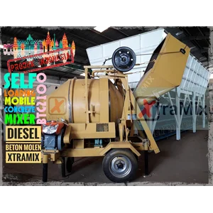 BETON MOLEN Self Loading Concrete Mixer Merk Xtramix Model Winget