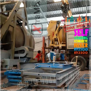 BETON MOLEN Self Loading Concrete Mixer Merk Xtramix Model Winget
