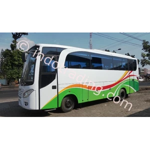 Medium Bus Pariwisata II By Piala Mas Industri