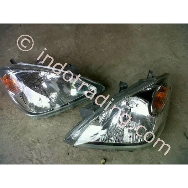 Head Lamp Toyota Avanza Xenia Vvti