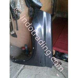 Spakboar Fender Depan Nissan Xtrail 2009