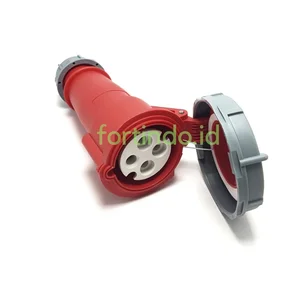 MOBILE SOCKET CEEIP67-FT2252 5P 32A Bukan Legrand