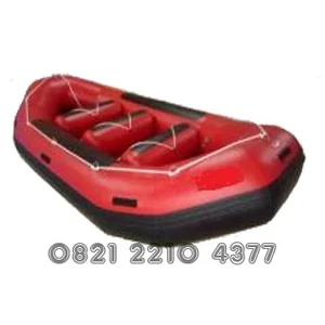 Perahu Karet Evakuasi Banjir