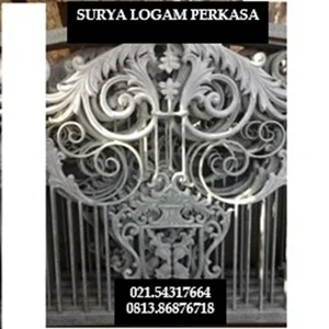 Ornamen Pagar Besi Tempa Klasik Mewah Model Sederhana
