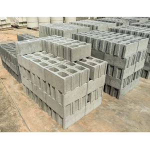 PC Cement Concrete Brick Size 36-40 x 8-10 x 18-20 cm