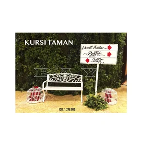 Kursi Besi Taman Panjang