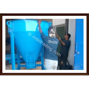 Bucket Cor Kapasitas 1 Kubik
