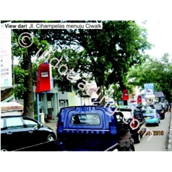 Sewa Billboard Neonbox Jl. Cihampelas ( Sebelum Ciwalk ) (Bandung) Ukuran 2X1m 2 Muka Vertikal ( 6 Unit ) By Sms Advertising