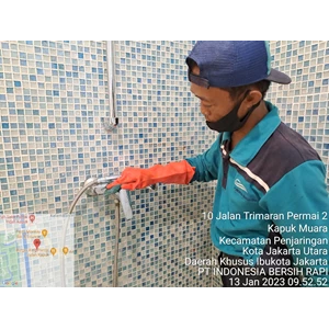 General Cleaning dusting shower kamar mandi di Trimaran Indah 10/1/23
