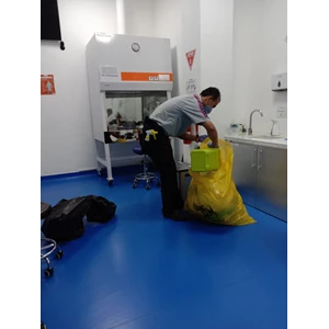 Cleaning service Take out sampah medis all lab pcr Di Widya Chandra 