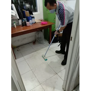 Cleaning service brushing manual ruangan pos security Di Tendean JKT