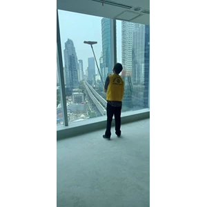 General cleaning service Glass cleaning
