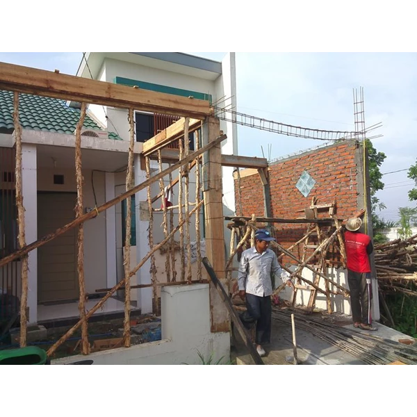 Jasa Pembangunan & Renovasi Rumah  By Baja Ringan Construction