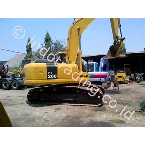 Excavators Komatsu Pc200-7 Tahun 2008