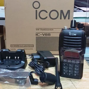 HT Handy Talky Icom IC-V88
