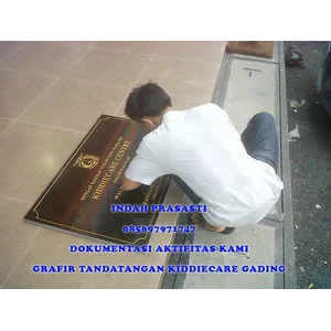 www.BENGKELMARMER.com  Jasa Grafir Pahat Ukir Dinding Marmer Granit Kualitas Laser