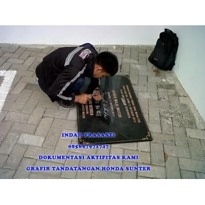 www.BENGKELMARMER.com Jasa Grafir Granit