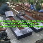 www.bengkelmarmer.com Kijing Bangunan Makam Lengkap Batu Nisan dan Monumen Plakat Prasasti Pemakaman Kuburan  Kirim Pasang Bogor Bandung Tangerang Bekasi Depok Cikarang 2