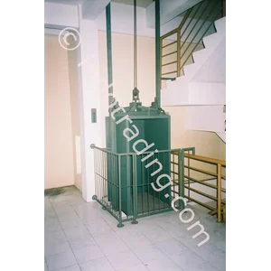 Lift Barang Kecil