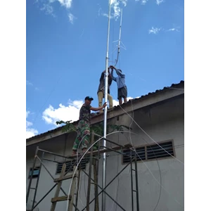 poles antena