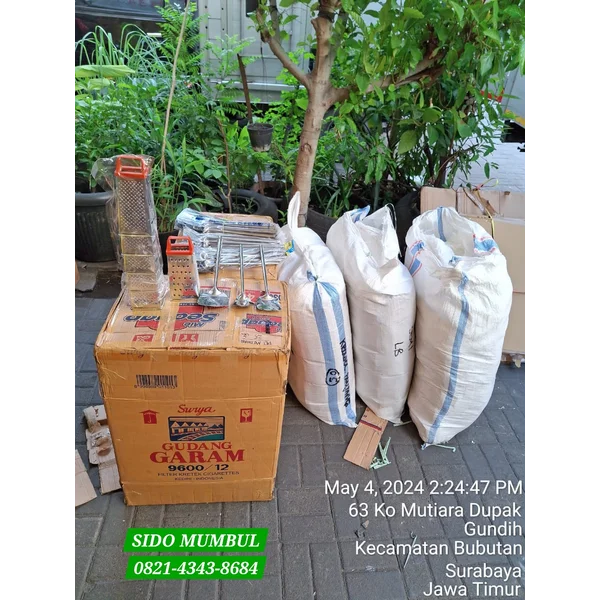Parutan Kelapa Keju Menara dan Sutil Stenlis