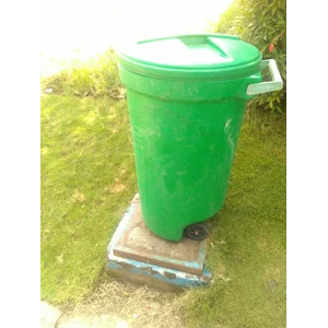 Tong Gerobak Sampah Bulat Segi Roda Plastik Taman Luar Ruangan Lion Star Maspion Green Leaf