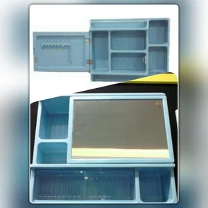 Mirror Box Kotak Cermin Rias Gantung