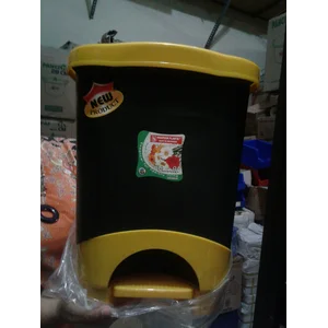 Tong Tempat Sampah Plastik Pedal Injak Kamar Rumah Sakit Kelas Sekolah Green Leaf Maspion Lucky Star Lion Star