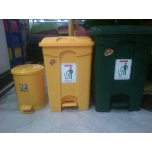 Tong Tempat Sampah Plastik Pedal Injak Kamar Rumah Sakit Kelas Sekolah Green Leaf Maspion Lucky Star Lion Star