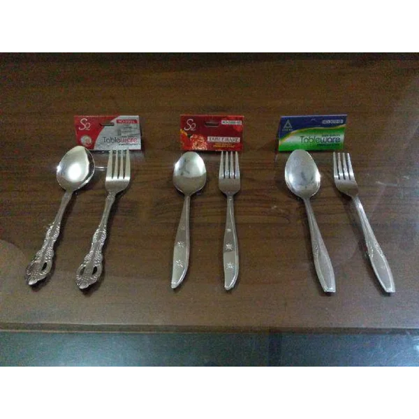 Sendok dan Garpu Stainless Steel Hadiah Promosi Souvenir Regent Doll