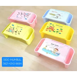 Plastic Floor Sitting Children Study Table