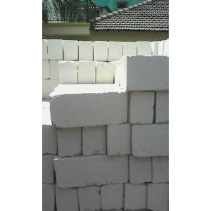 Batu Bata Kapur Putih Ukuran 37 x 22 x 9 cm