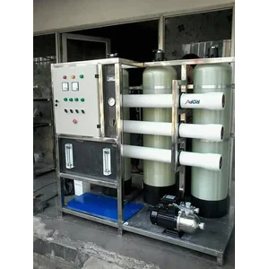 Mesin pengolah air asin menjadi air tawar 15.000 liter per hari