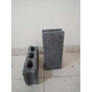 Batako di Tropodo Sedati Gedangan Sidoarjo