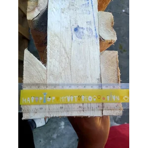 pallet kayu sengon  110