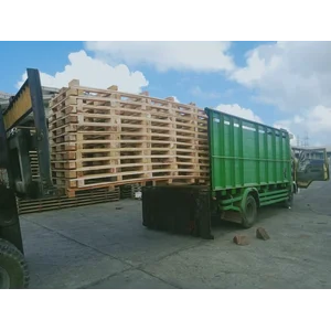 pallet kayu asbes