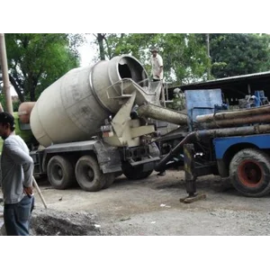 Rental Concrete Pump atau sewa concrete pump