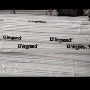 Legrand Pipa ukuran 20mm putih 